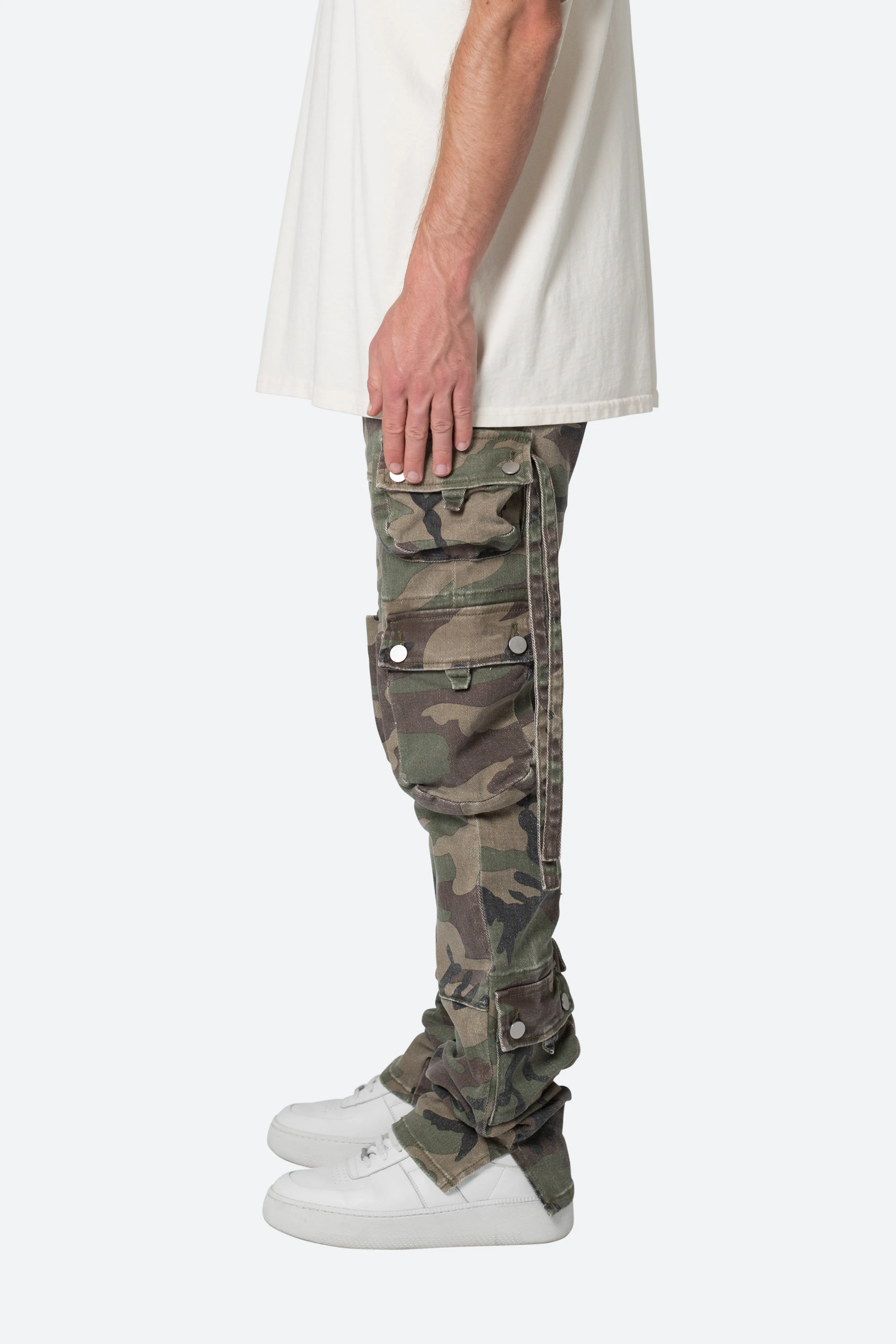 D152 Cargo Pants - Woodland Camo