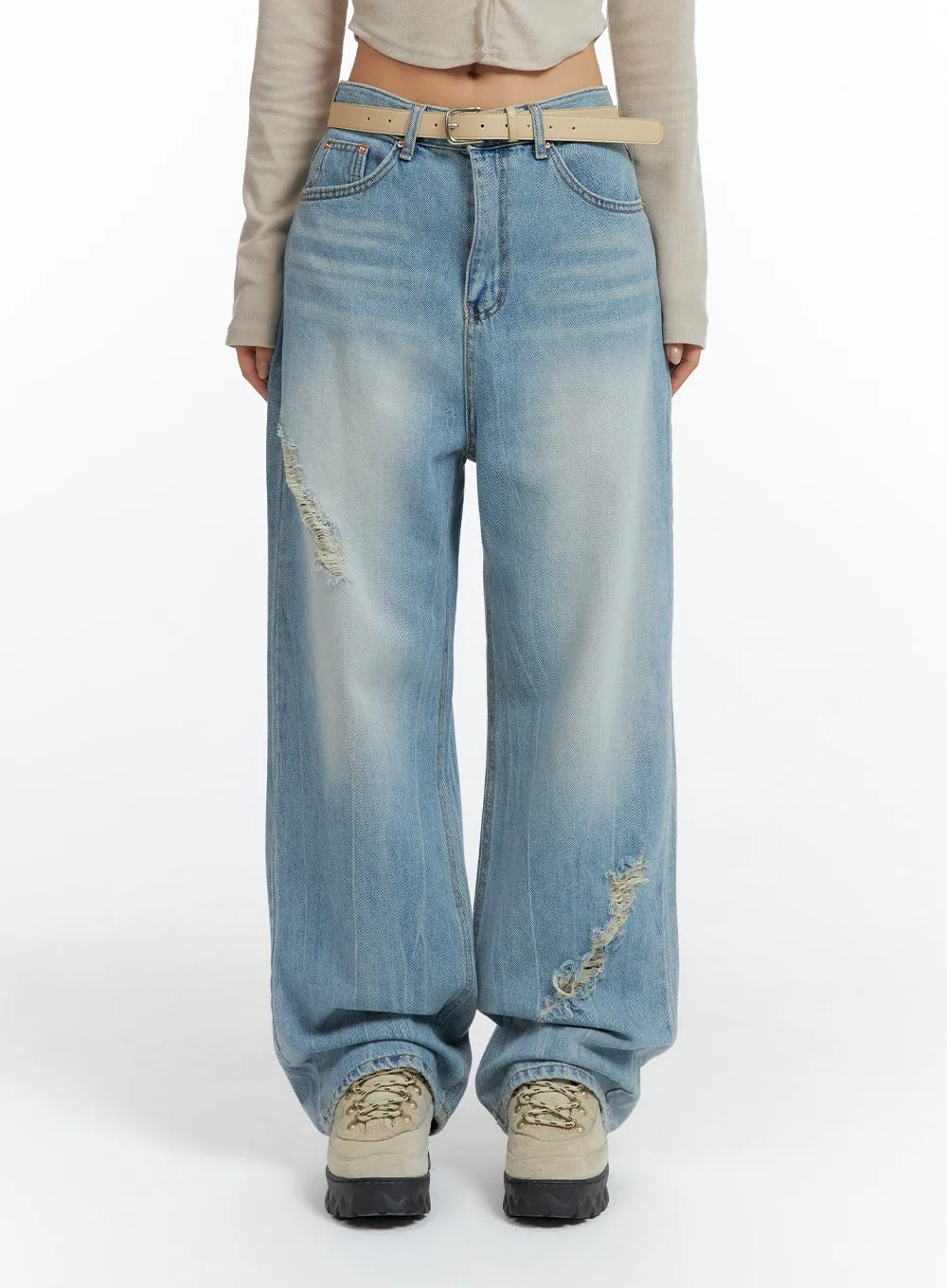 Distressed Wide-leg Jeans CF419