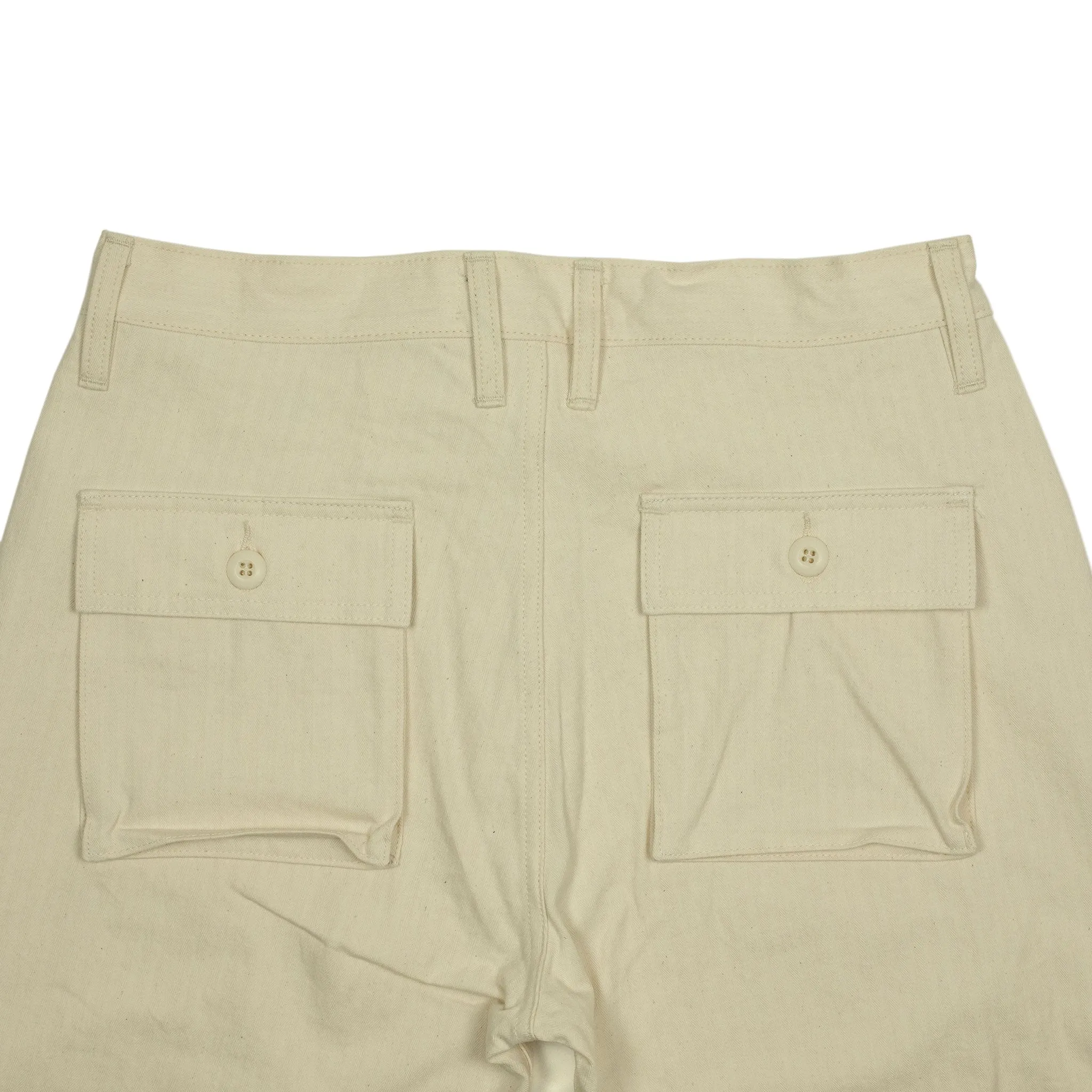 Fatigue pants in washed natural herringbone cotton