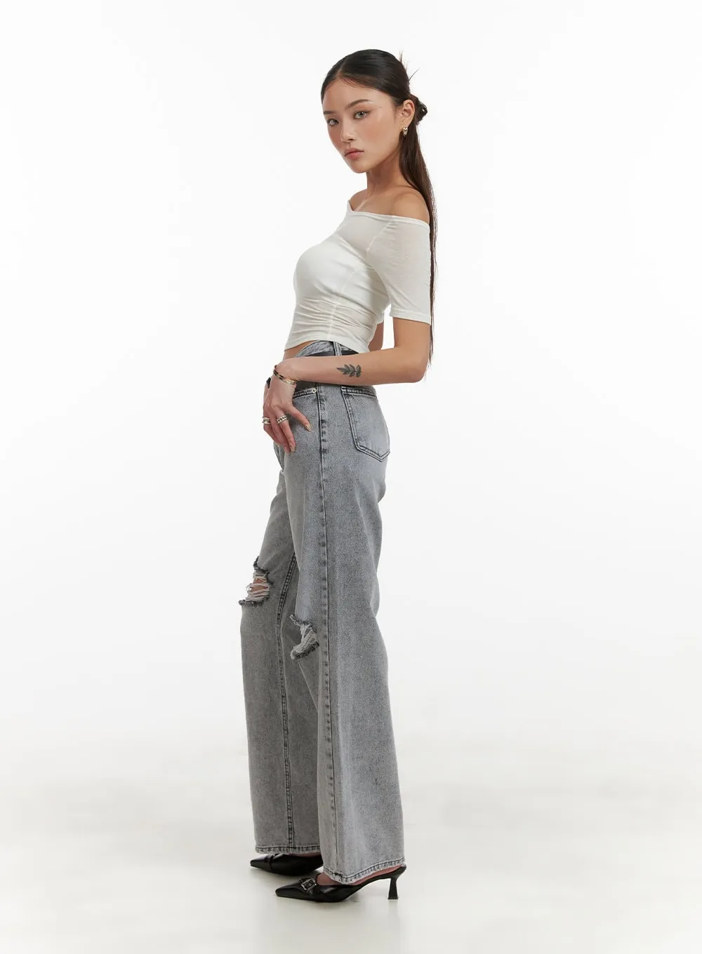 Ripped Loose Fit Bootcut Jeans CY402