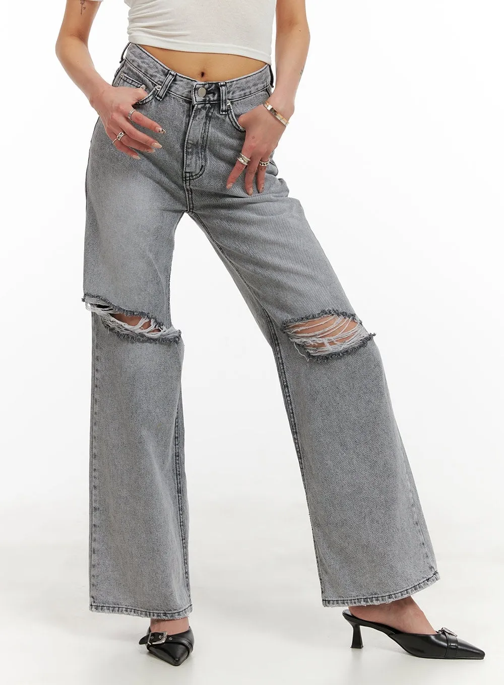 Ripped Loose Fit Bootcut Jeans CY402